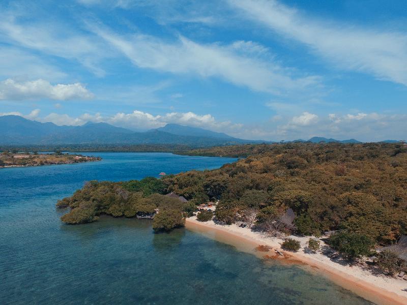The Menjangan By Lifestyleretreats Hotel Banyuwedang Екстериор снимка